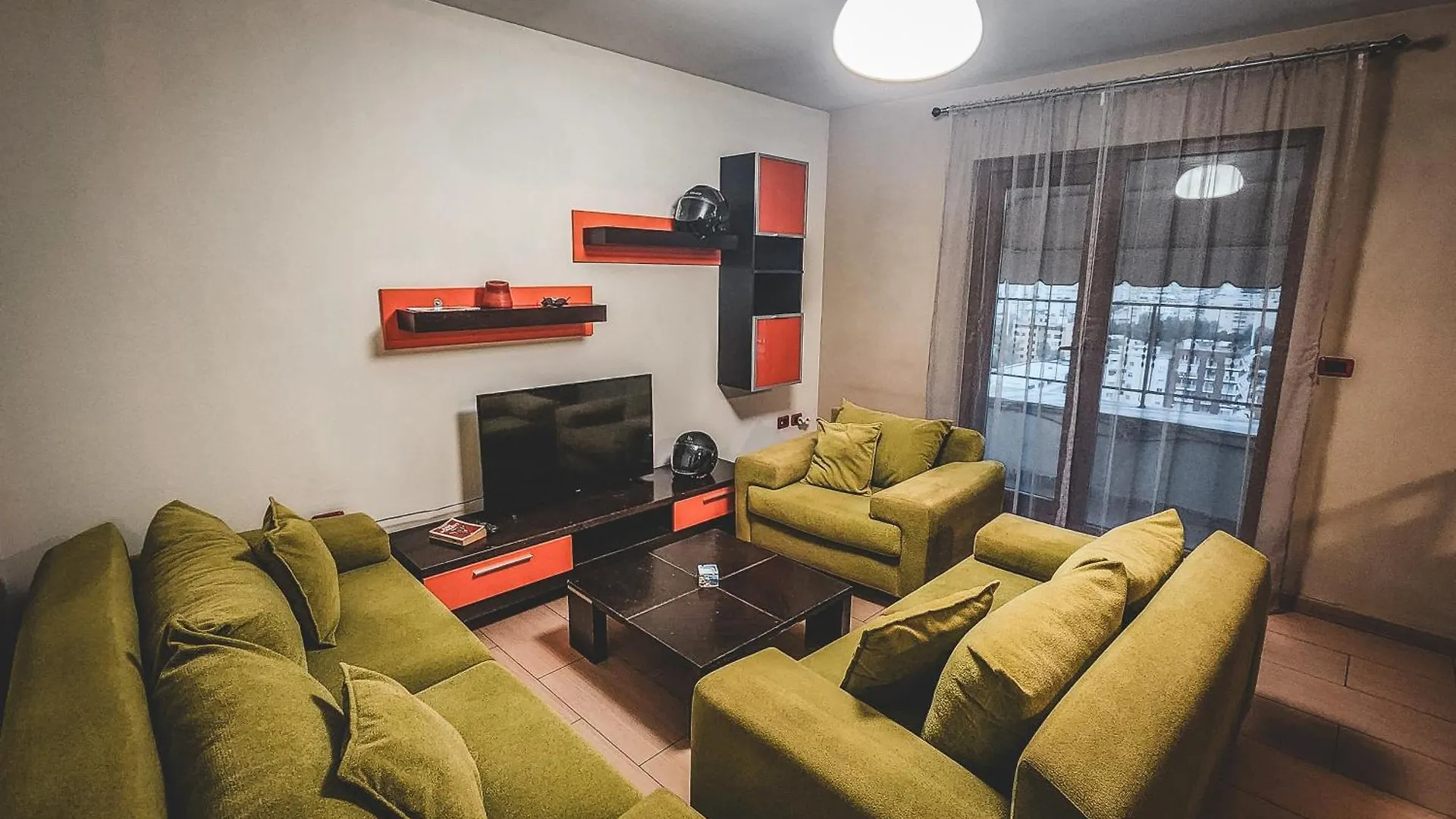 Skyline Apartments تيرانا ألبانيا